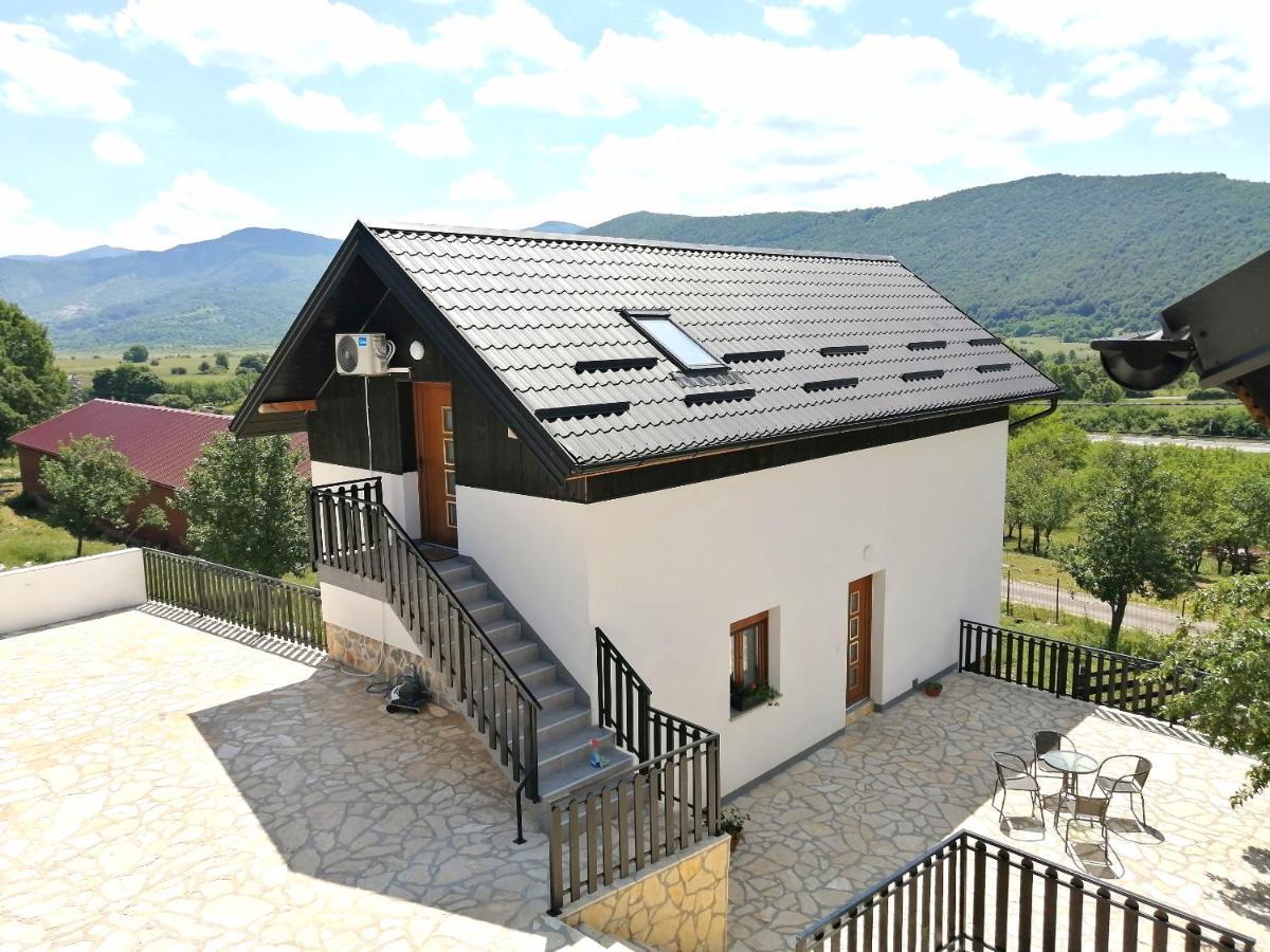 Farma & Apartmani II Opg Sasa Delic Grabusic ภายนอก รูปภาพ