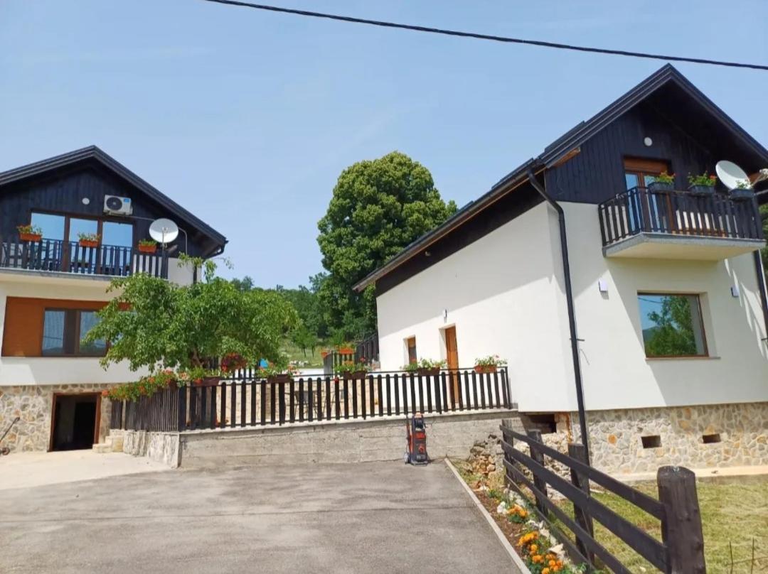 Farma & Apartmani II Opg Sasa Delic Grabusic ภายนอก รูปภาพ
